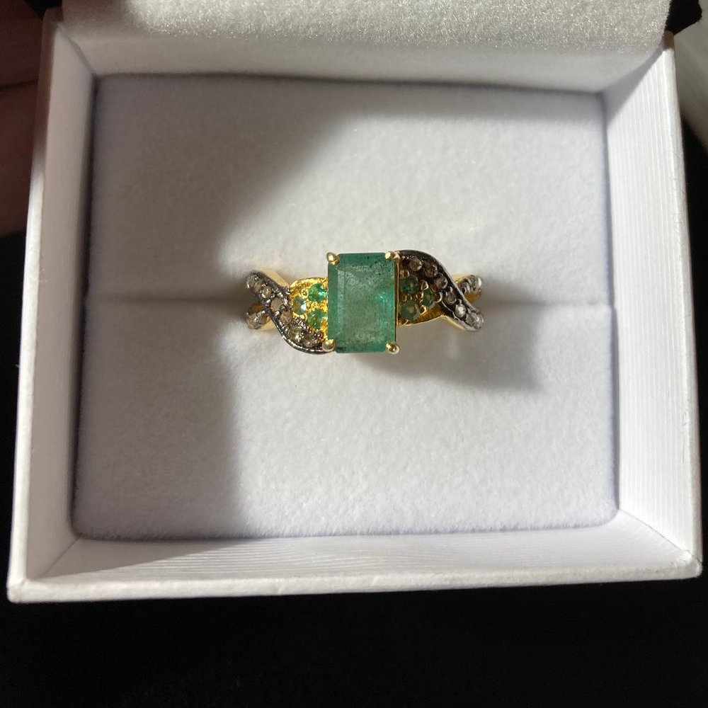 Beautiful Women's Emerald and Diamond Ring, 14K Gold over Silver, Size 7.75